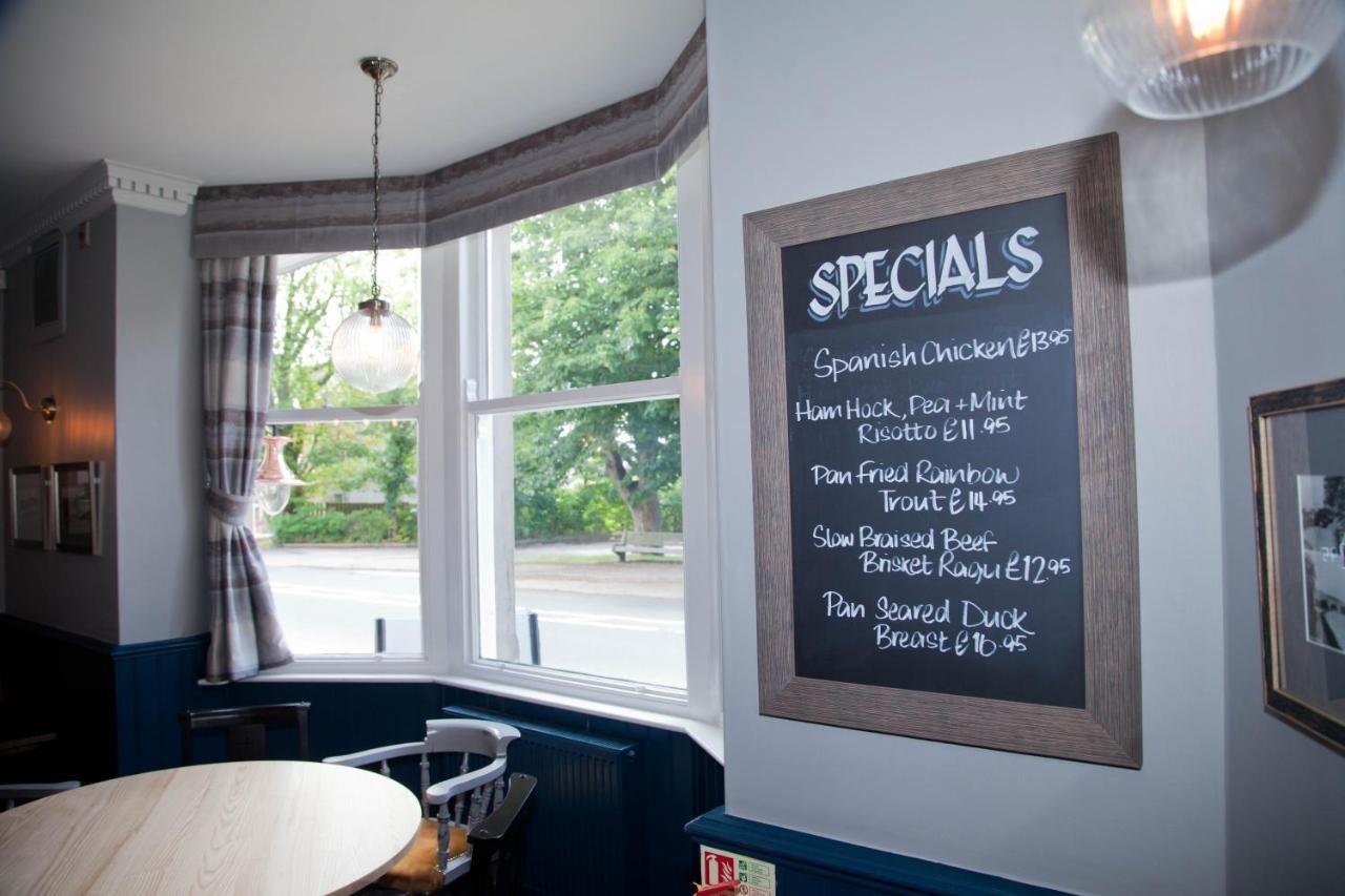 The Royal Hotel Bolton-le-Sands ภายนอก รูปภาพ