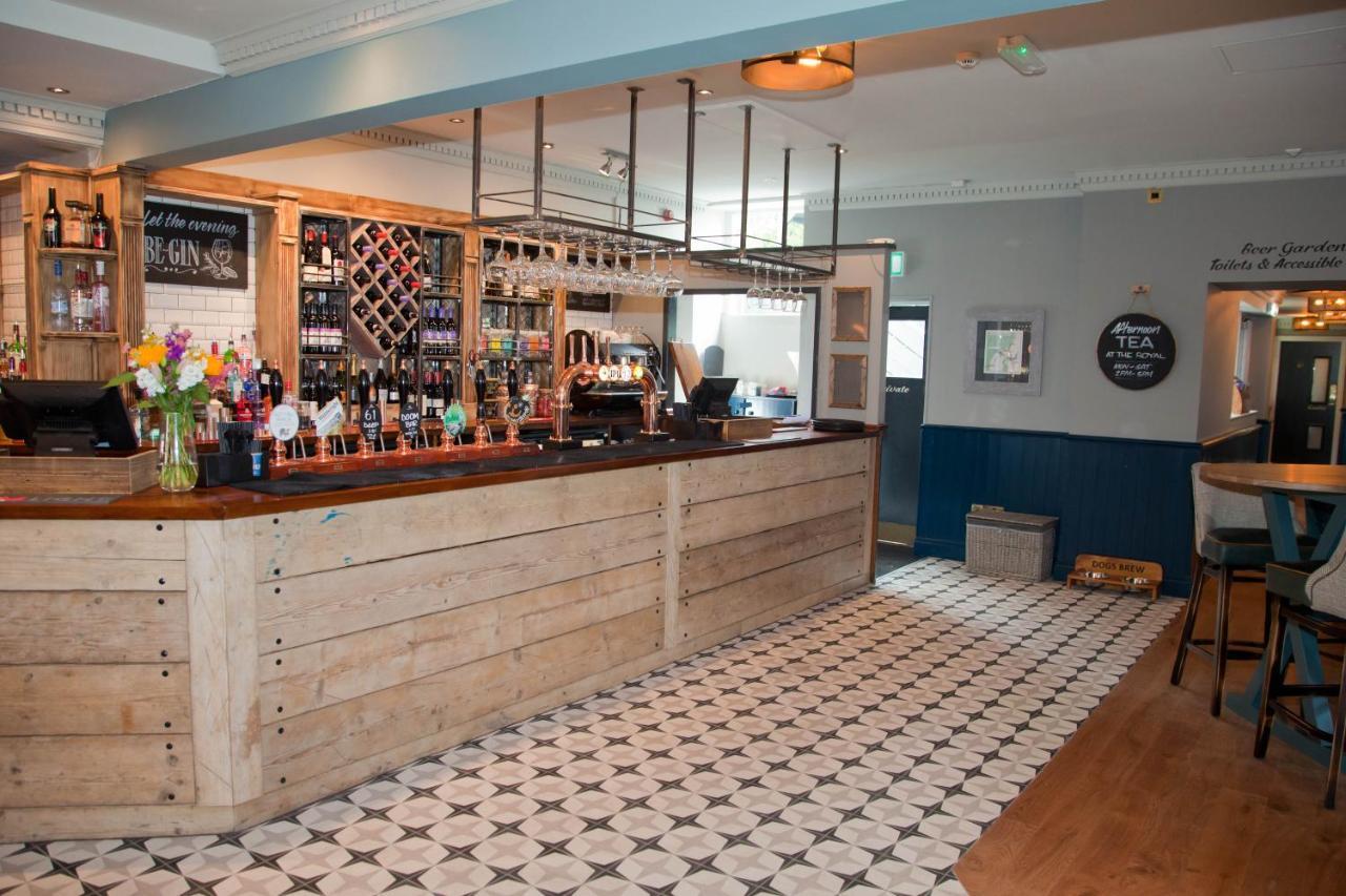 The Royal Hotel Bolton-le-Sands ภายนอก รูปภาพ