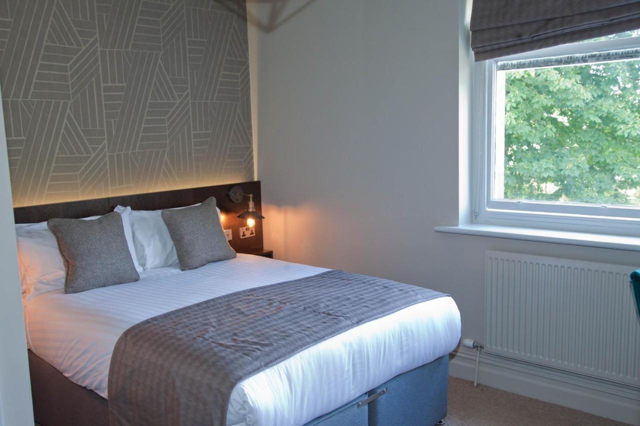 The Royal Hotel Bolton-le-Sands ภายนอก รูปภาพ